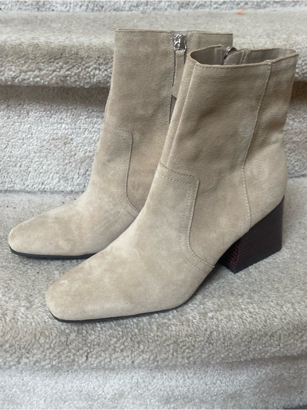 Blondo Salome Waterproof Taupe Suede Block Heel Ankle Boot Sz 8.5 Quiet Luxury - Picture 6 of 13